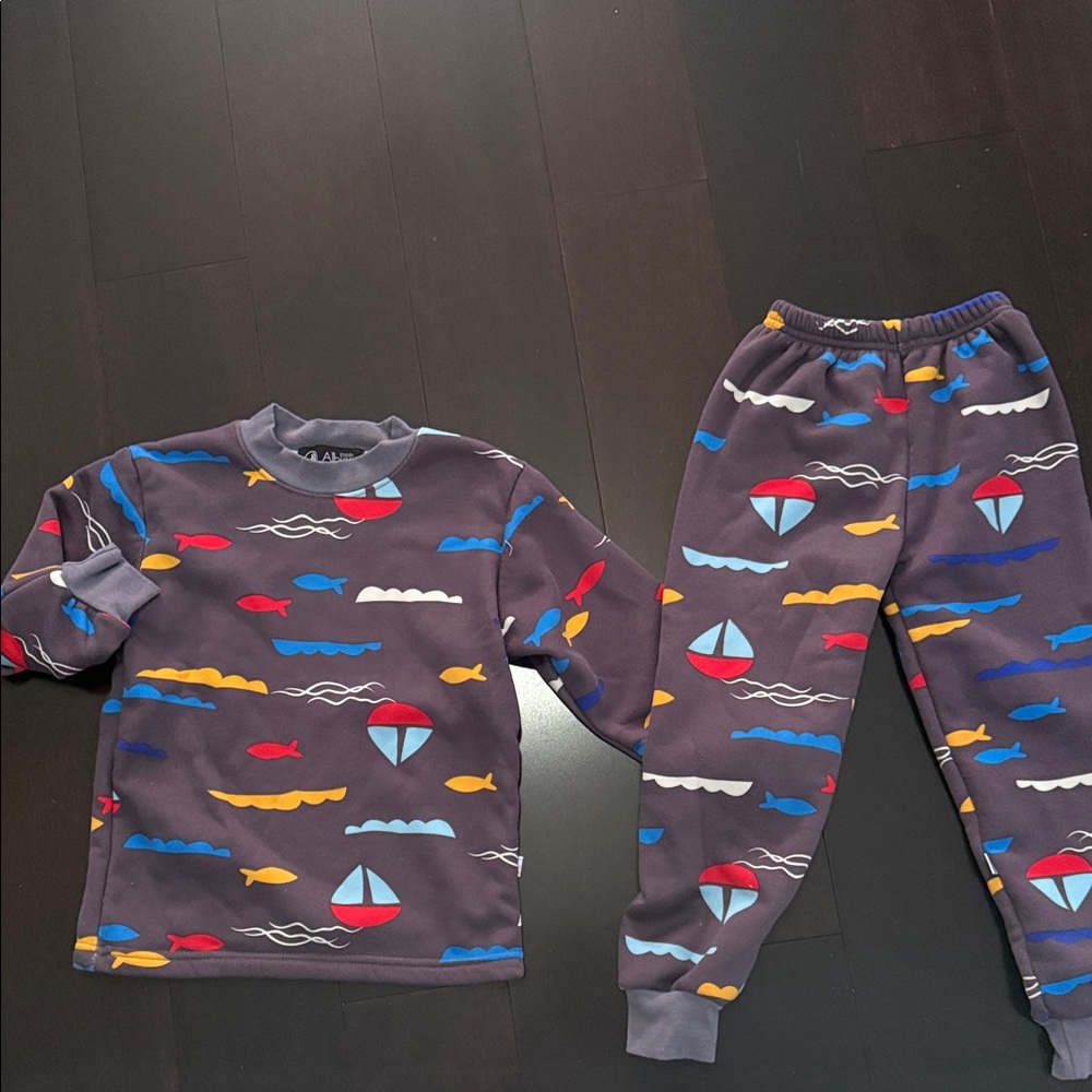 Albion Kids Suede Matching Set - Gray with Red, Blue, Yellow Accents